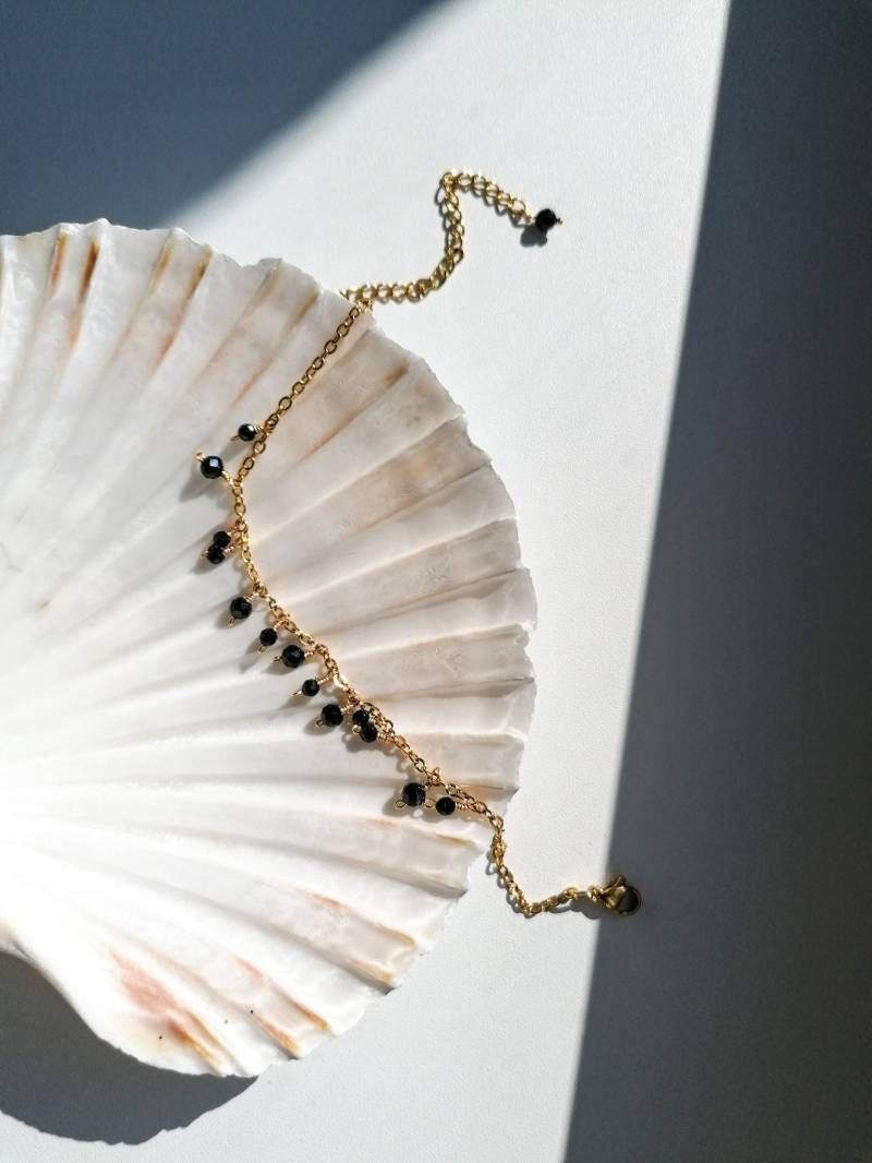 Schwarze Edelstein Charme Fußkettchen, Gold Kette Sommer Körperschmuck, Widerstandsfähig Gegen Anlaufen von ByIsabelleDesign