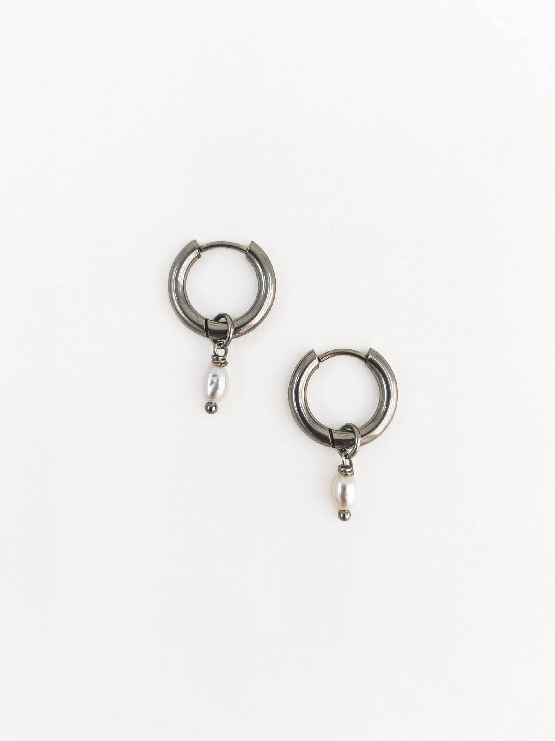 Silber Perle Creolen, Edelstahl Schmuck von ByIsabelleDesign