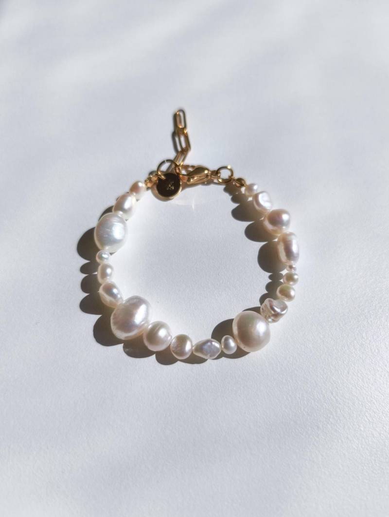 Unregelmäßige Süßwasserperle Armband, Boho Brautschmuck von ByIsabelleDesign