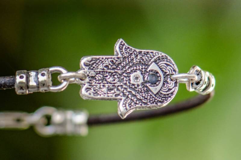 Hamsa Armband Auf Leder Band Hamsa Armband Auf Leder Band von ByLiad