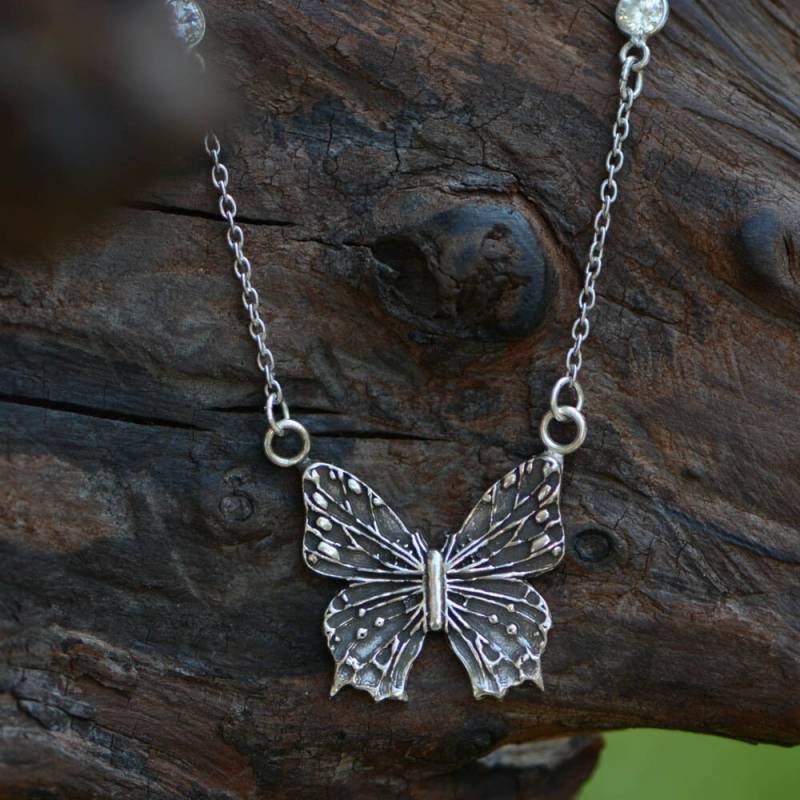 sterling Silber Schmetterling Halskette 1 sterling Silber Schmetterling Halskette 1 von ByLiad