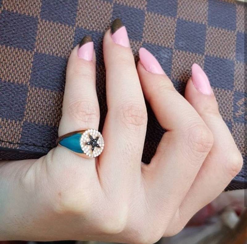 Gold Oder Weißgold Schwarzer Und Klarer Zirkonia Stern Verstellbarer Midi Ring Über 925 Sterling Silber von ByLivRich