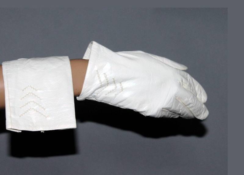 Vintage 1960Er Handschuhe // Weiße Lederhandschuhe Größe Small Gefüttert Hochzeitshandschuhe 60Er Jahre von ByMidnightSparkle
