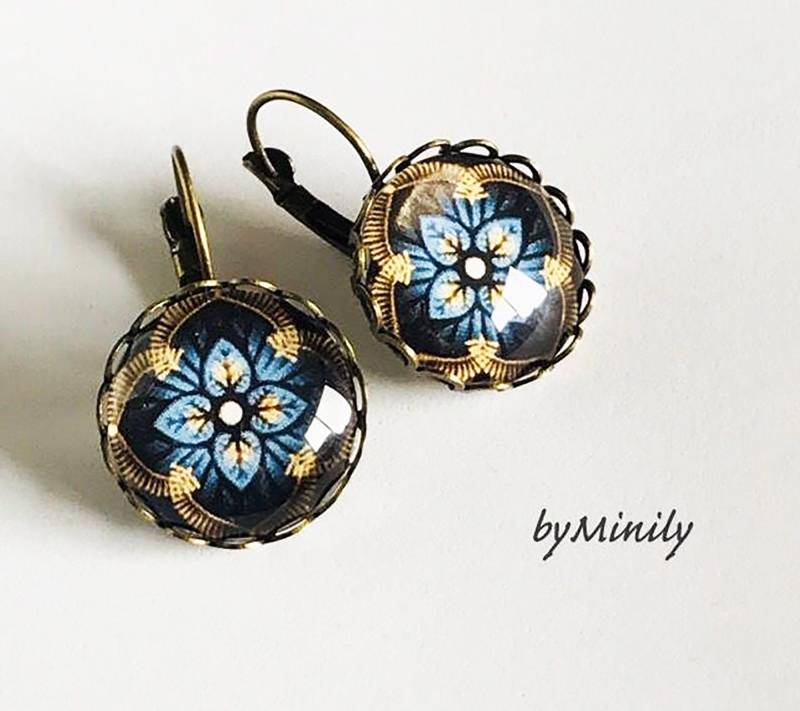 Ausgefallene Cabochon-Ohrringe, Blumen, Kleines Modell von ByMinily