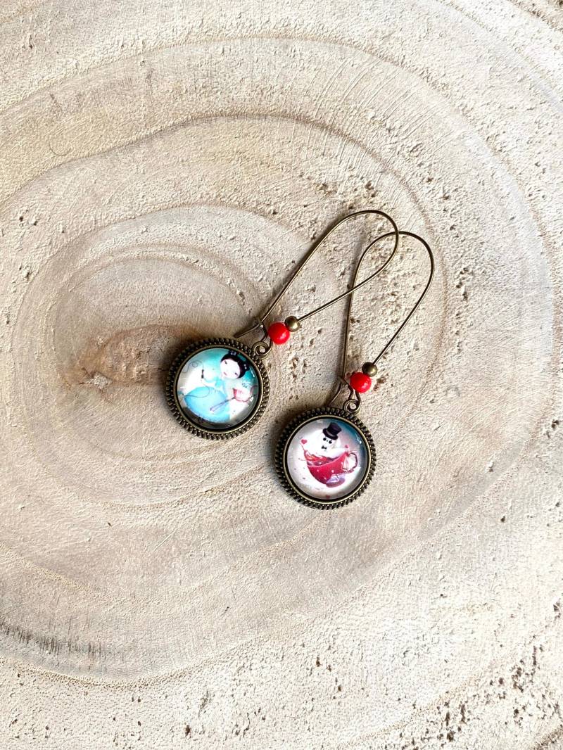 Hängende Cabochon Ohrringe - Langschläfer Neverland Perlen von ByMinily