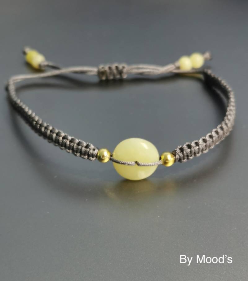 Aus Yellow Jade Geflochtene Armbänder Aus Yellow Jade Geflochtene Armbänder von ByMoods