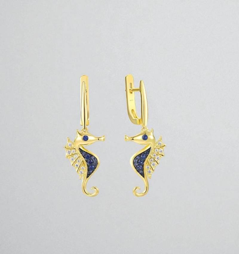 925Er Silber Seepferdchen Hängeohrringe Mit Blauen Und Weißen Steinen von ByMoonJewels