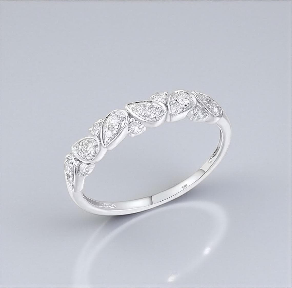 Eleganter 14K Weißgold Diamant Ring - Schlichter Alltagsring Für Frauen von ByMoonJewels