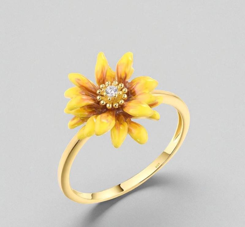 sterling Silber Blumen-Ring Gelbe Emaille, Weißer Cz Akzent sterling Silber Blumen-Ring Gelbe Emaille, Weißer Cz Akzent von ByMoonJewels