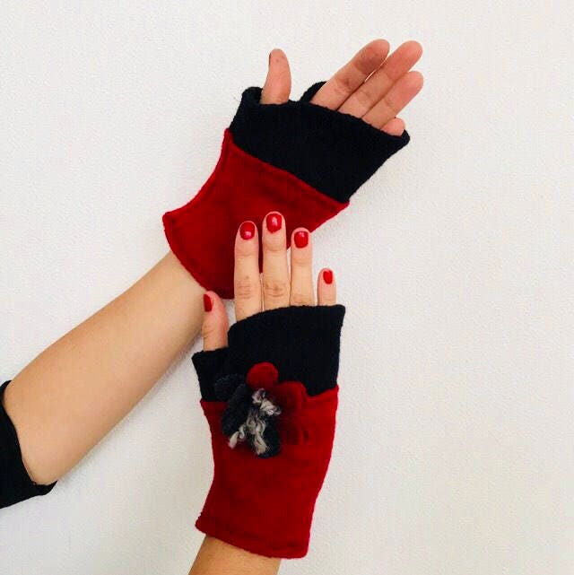 Rot-Schwarze Fäustlinge. Fäustlinge Aus Gekochter Wolle. Winterhandschuhe von ByNataliaBoutique
