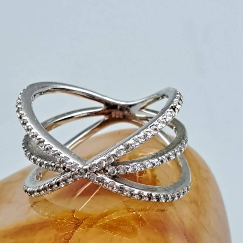 Schöner Vintage Damenring Silber in 925 Sterlingsilber, Tolle Avantgarde Form Grösse Eu 55 Und Us 7, 5 von ByNilShop