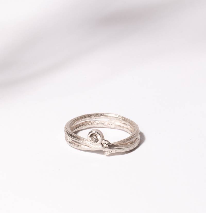 Gewickelt Silber Zweigring Mit Brillant Gewickelt Silber Zweigring Mit Brillant von ByRoseBerlin