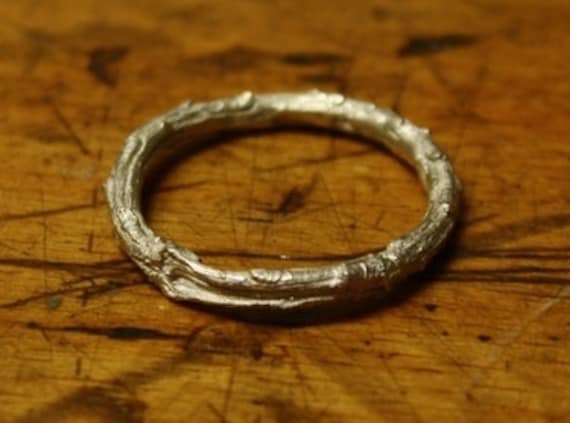 Rustikal Immer-Grün Baum Zweig-Ring Aus Silber 925 Rustikal Immer-Grün Baum Zweig-Ring Aus Silber 925 von ByRoseBerlin