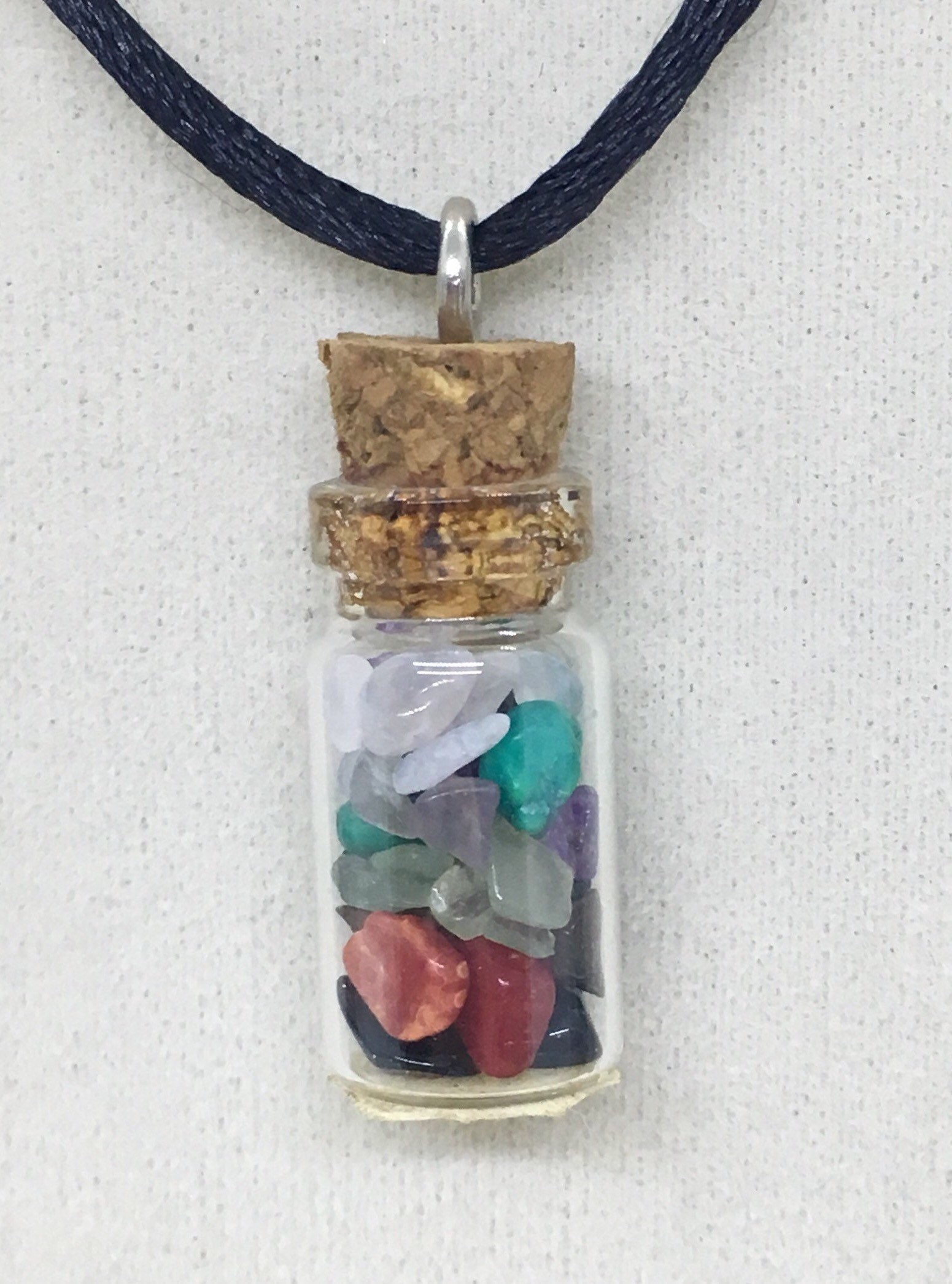Chakra, Trank Flasche, Glas Anhänger Halskette, Chakra Steine, Spiritueller Schmuck Chakra, Trank Flasche, Glas Anhänger Halskette, Chakra Steine, Spiritueller Schmuck von BySarafin