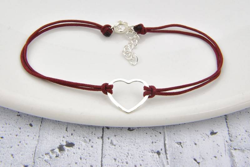 Herzschnur Armband, Kleiner Anhänger Aus Sterling Silber, Liebe Charme, Geschenk Für Sie von BySendiJewelry