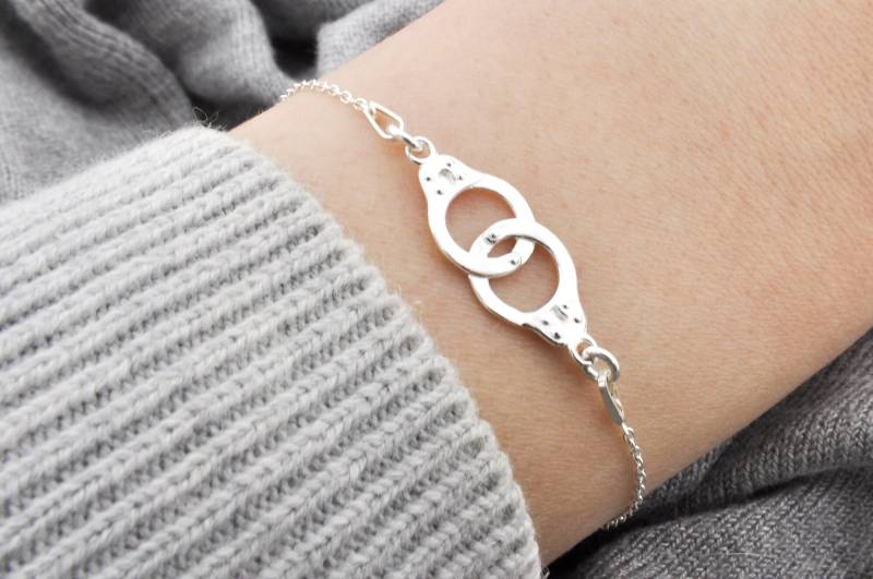 sterling Silber Handschellen Armband, Schmuck Für Jeden Tag von BySendiJewelry