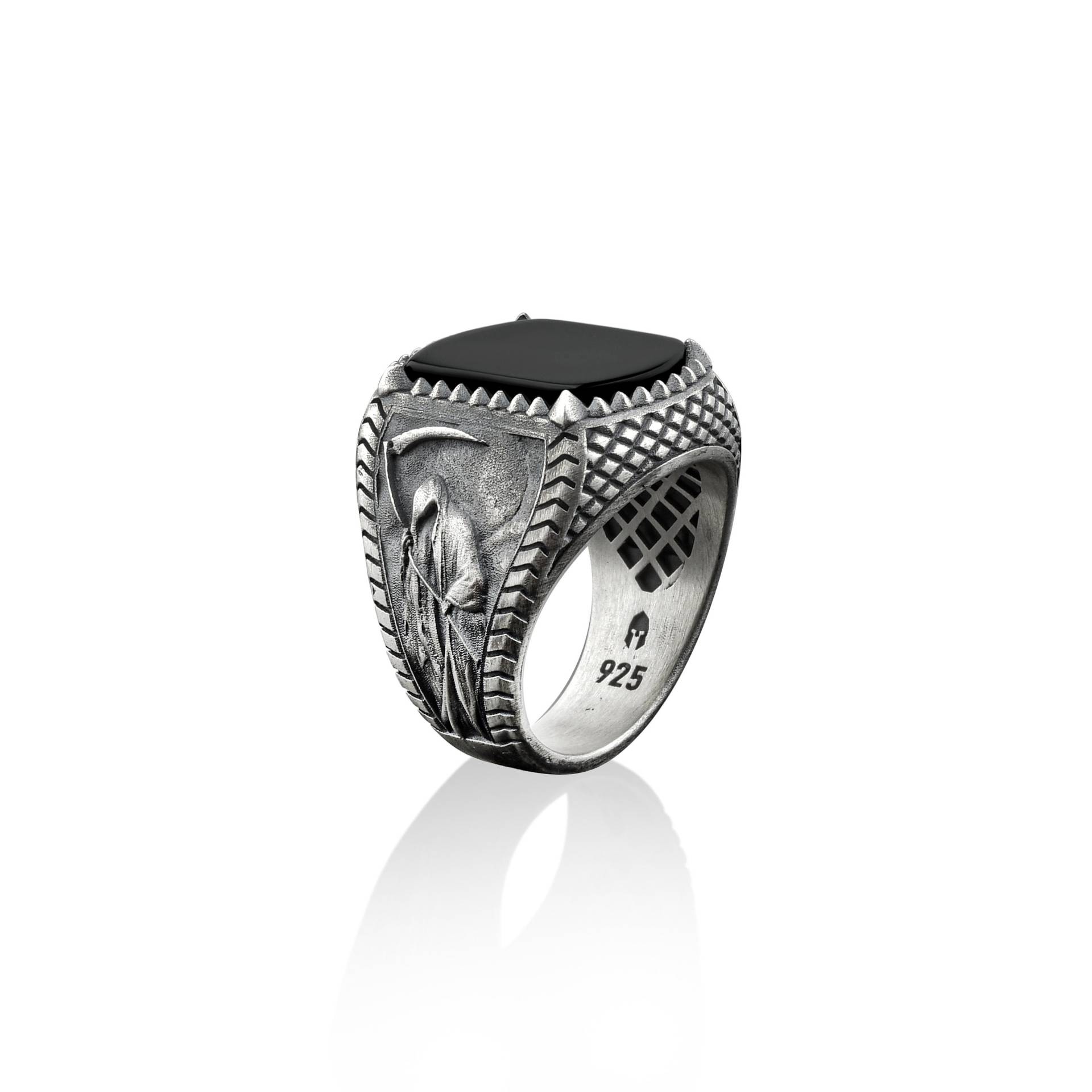 Azrael Mit Schwarzem Onyx-Gothic-Ring Für Männer Aus Sterlingsilber, Schwarzer Onyx-Biker-Siegelring Männer, Einzigartiger Onyx-Stein-Ring von BySilverStone