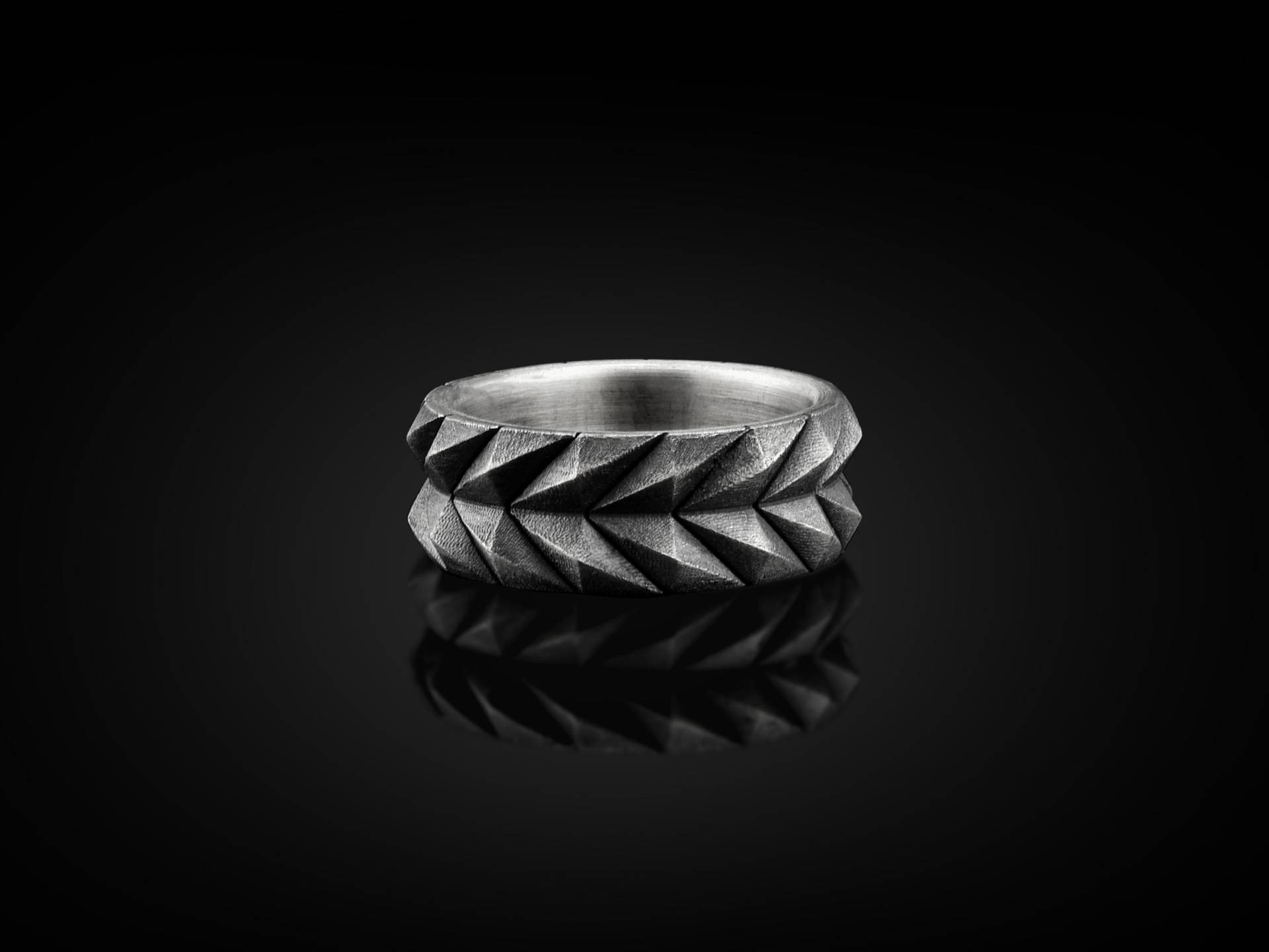 Einzigartiges Design Handgemachte Sterling Silber Männer Brutale Ring, Ehering, Ornament Versprechen Ring von BySilverStone