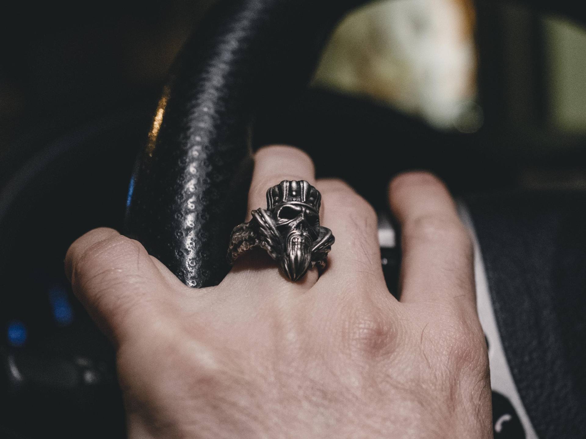 Handgemachte Biker König Schädel Siegelring in Silber, Gothic Ring, Silber Punk Ring Männer Schmuck, Für von BySilverStone