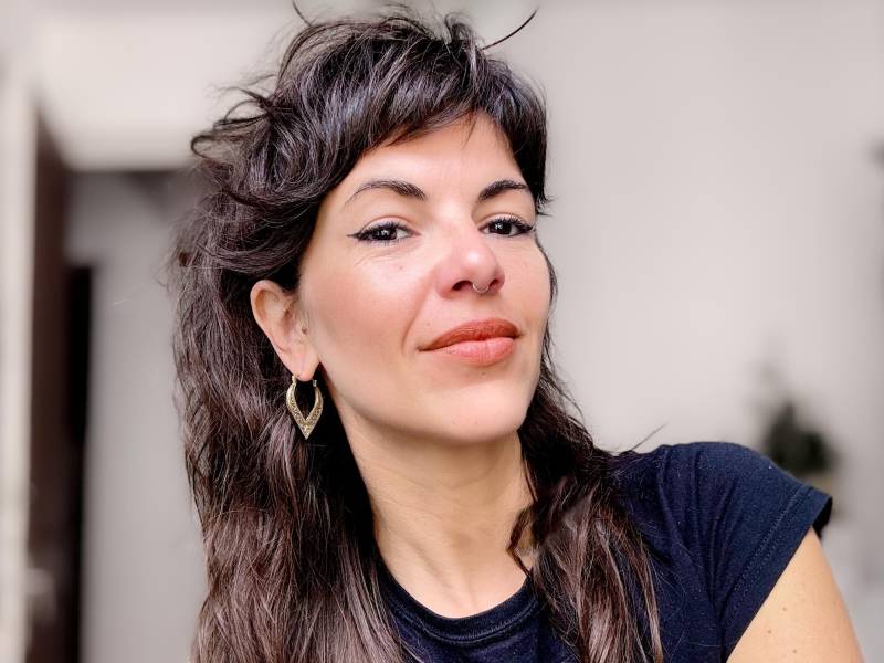 Goldene Blattförmige Messingohrringe Mit Clipverschluss, Aufwendiger Gravur, Hippie Boho Stil von BySinuhe