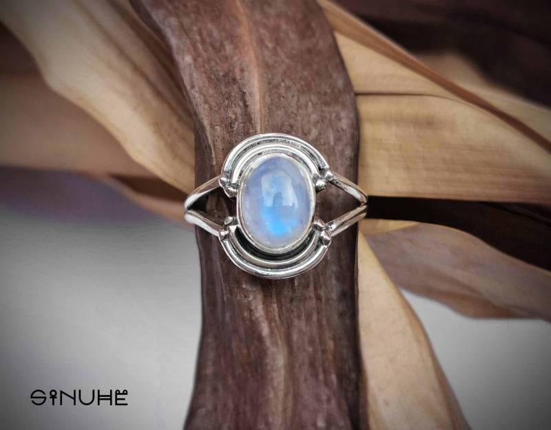 Mondstein Regenbogen Ring, Sterling Silber 925, Boho Hochzeit, Edelstein Silberring, Statement Mondsteinring, Handgemacht von BySinuhe