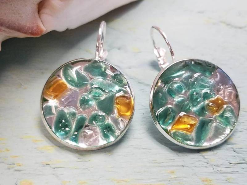Aqua Seaglass Resin Kunstharz Ohrringe - Meer Glasohrringe von ByTheSeashoreDecor