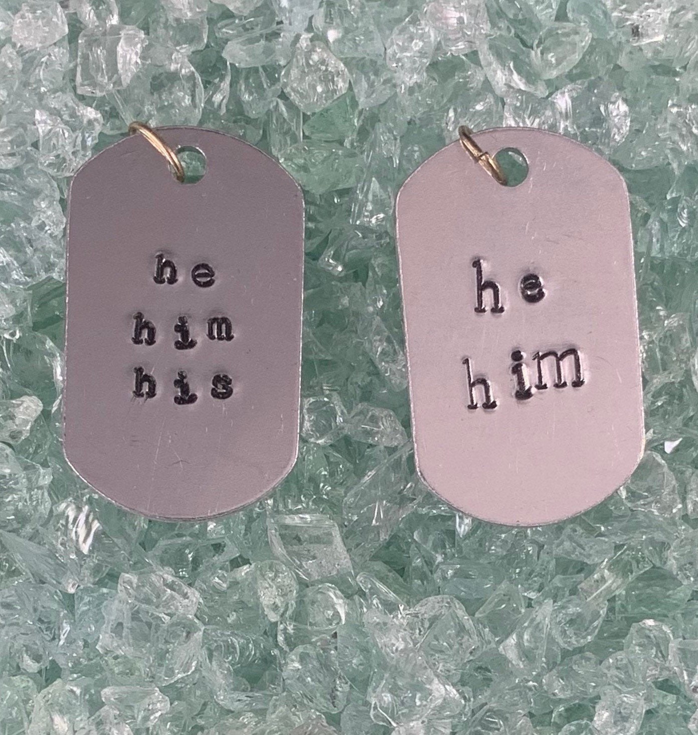 Pronouns - Aluminium Hundeanhänger Sie/Sie/Sie/Sie Personalisierbar Pronouns - Aluminium Hundeanhänger Sie/Sie/Sie/Sie Personalisierbar von ByTheStar