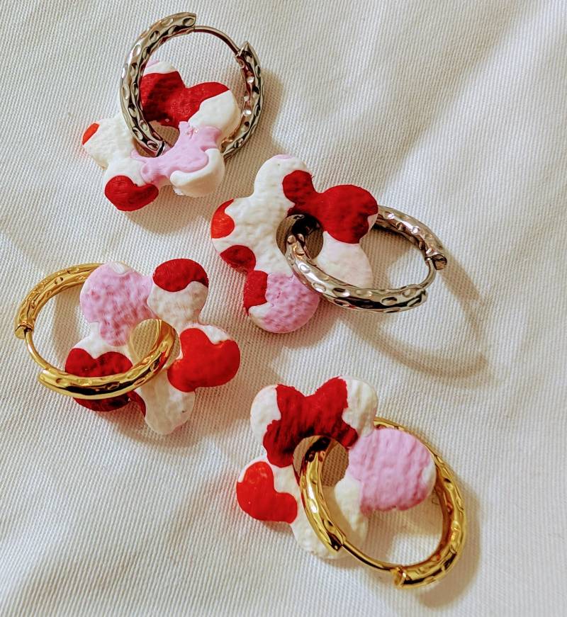 Blumenohrringe Aus Polymer Clay - Creolen Edelstahl in Gold Oder Silber Handgefertigter Schmuck Originelles Geschenk Für Frauen von ByViannie31