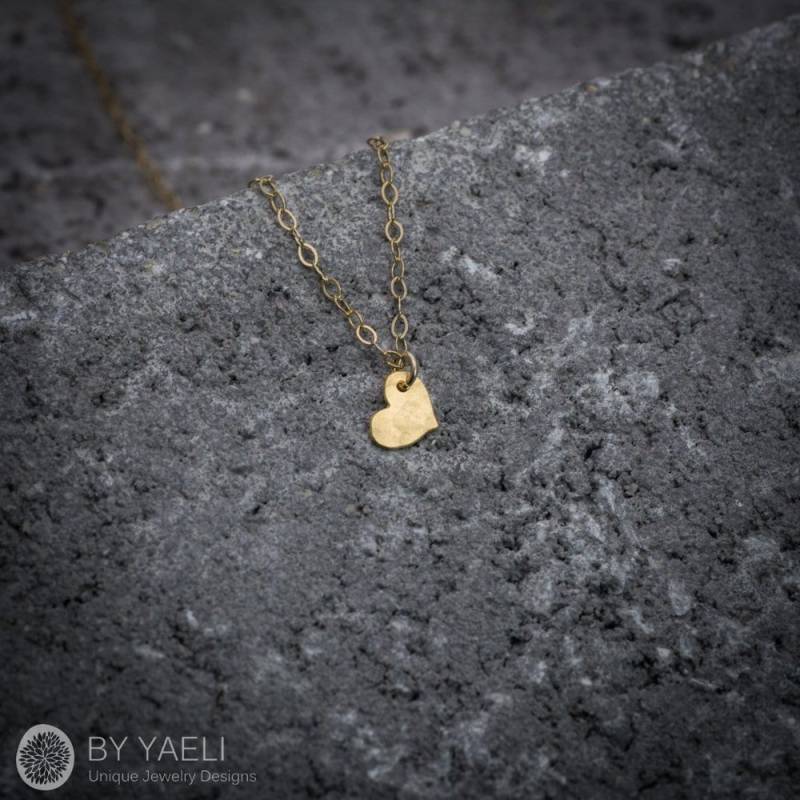 Herz Halskette Anhänger Kleinen Charme Gold von ByYaeli