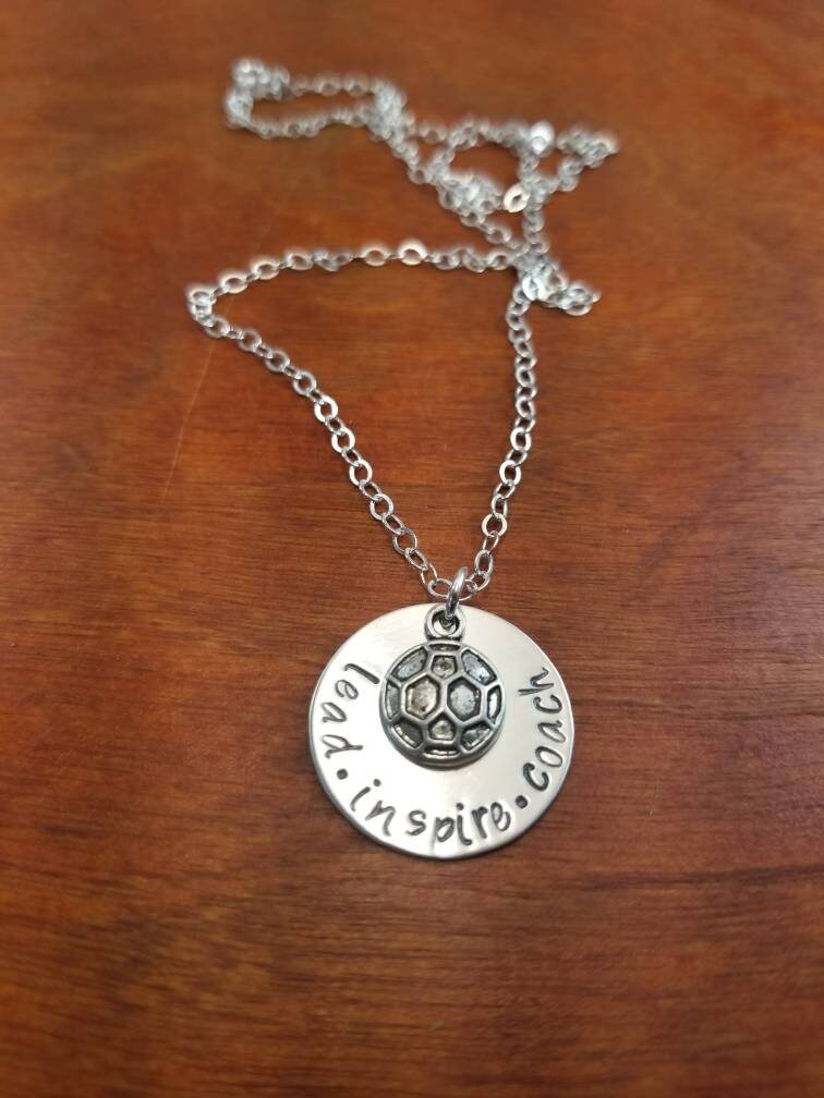 Fußball-Trainer Sterling Silber Halskette, Fußball-Führung Inspirieren Trainer Geschenk, Hand Gestempelt Sporttrainer Geschenk von ByalittlebitofFaith