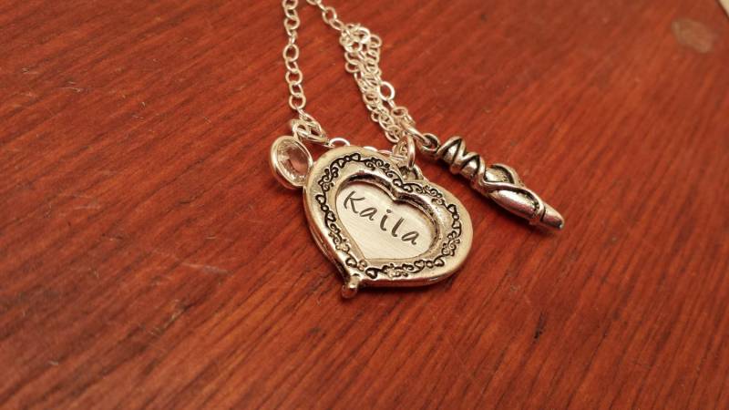 Personalisierte Halskette-Hand Gestempelt-sterling Silber Herz Halskette Mit Kristall Geburtsstein-Ballett Slipper-Teen Geschenk-Name-Halskette von ByalittlebitofFaith