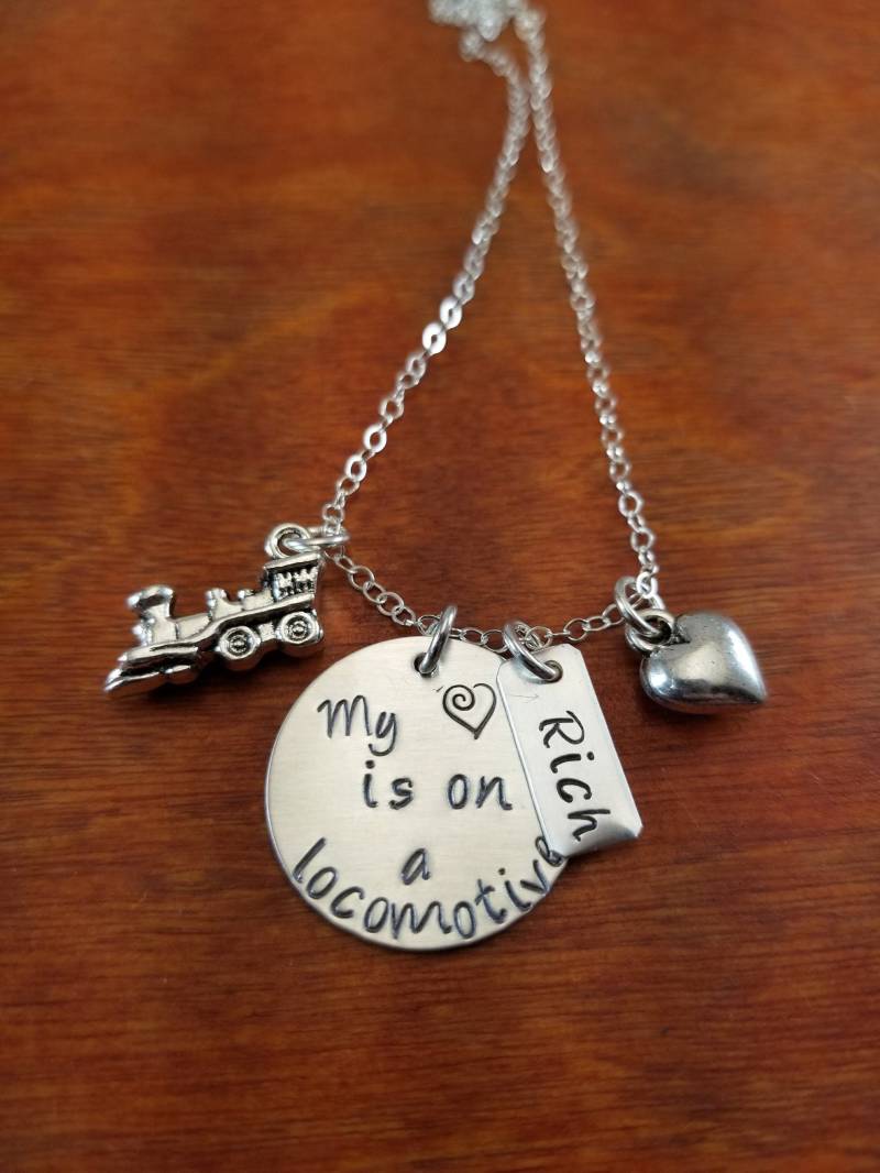 Zug-Halskette, Engineer Frau, Dirigenten Frau Halskette, Lokomotive Zug Schmuck, Railroader Von Hand Gestempelt Personalisiert von ByalittlebitofFaith