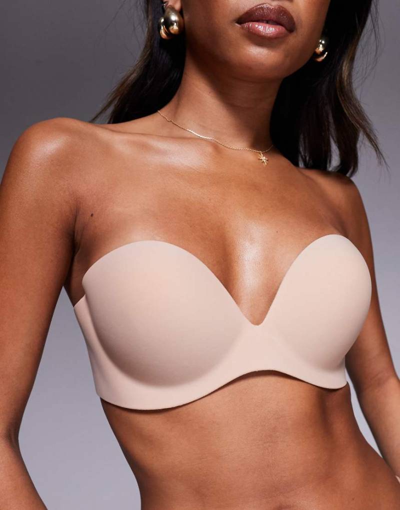 Bye Bra - Gala - Rückenfreier, trägerloser, selbstklebender BH in Beige-Neutral von Bye Bra