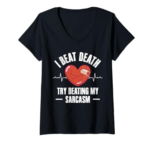 Damen I Beat Death Try Beating My Sarcasm Heart Surgery T-Shirt mit V-Ausschnitt von Bypass Herzoperation Designs Idee