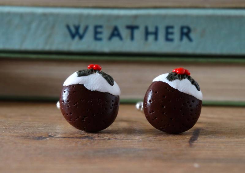 By The Shed Christmas Pudding Novelty Manschettenknöpfe - Versilbert Weihnachten Festlich Gartenarbeit Weihnachtsessen Braun Papa Geschenk von BytheShed