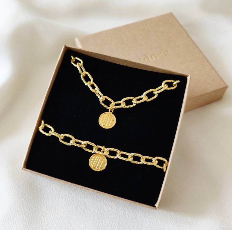 Weihnachtsgeschenkbox Halskette Und Armband Medaille "Love" Love von ByzanceParisCadeaux