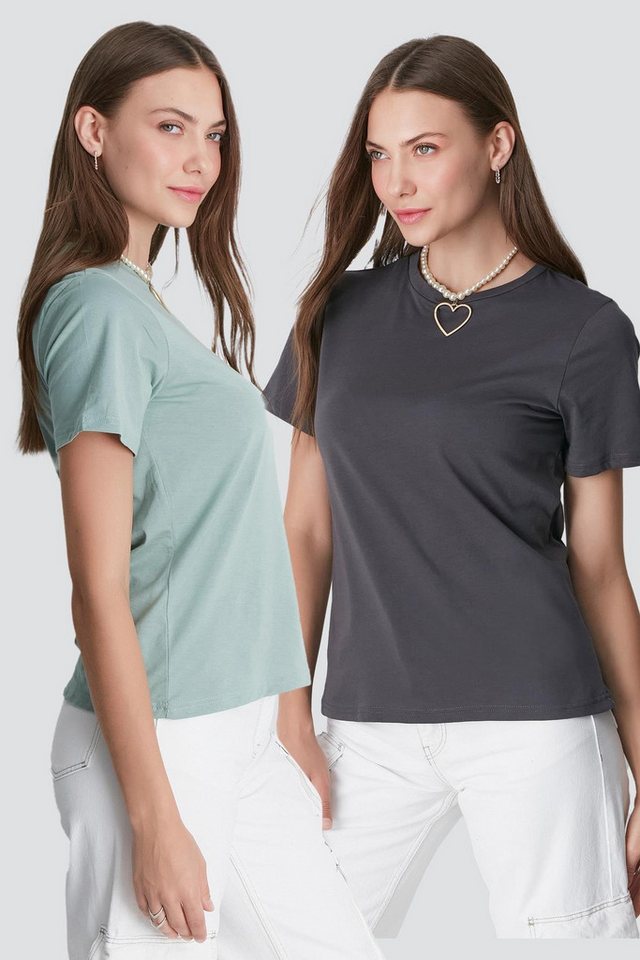 C&CITY Pyjamaoberteil Kurzarm-2-teiliges Basic-T-Shirt mit Rundhalsausschnitt 960 Schwarz C&CITY Pyjamaoberteil Kurzarm-2-teiliges Basic-T-Shirt mit Rundhalsausschnitt 960 Schwarz von C&CITY