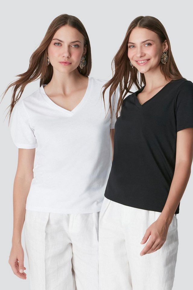C&CITY Pyjamaoberteil V-Ausschnitt Kurzarm 2er-Pack Basic T-Shirt C&CITY Pyjamaoberteil V-Ausschnitt Kurzarm 2er-Pack Basic T-Shirt von C&CITY