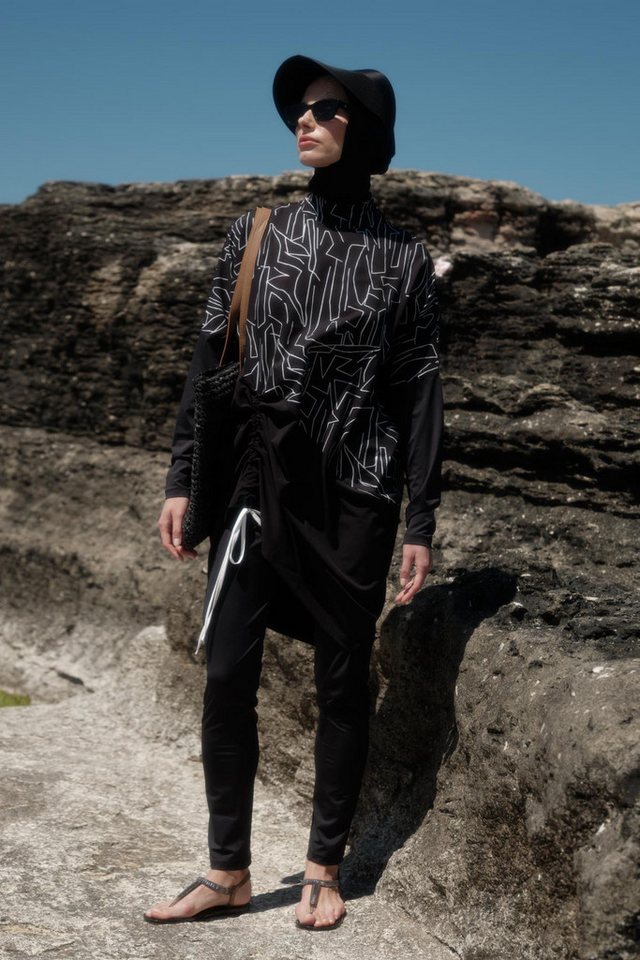 C&CITY Schwimmanzug Gemustertes Komfort-Fit 4-teiliges Badeanzug-Set von C&CITY