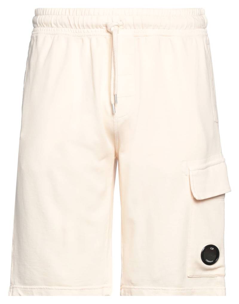 C.P. COMPANY Shorts & Bermudashorts Herren Cremeweiß von C.P. COMPANY