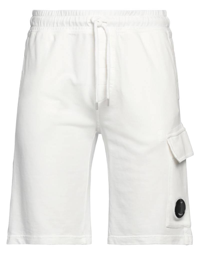 C.P. COMPANY Shorts & Bermudashorts Herren Off white von C.P. COMPANY