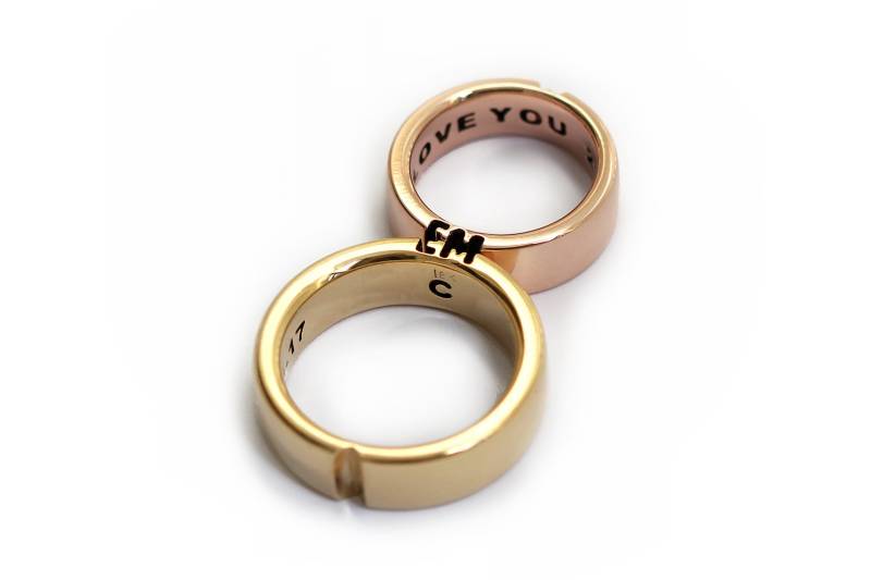 1 Paar Ringe, Verlobungsring Für Paare, Rosé - Und Gelbgold, Personalisierte Herrenring, 2 Breite Bänder von CADIjewelry