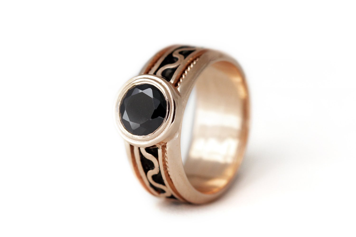 18K Rose Gold Schwarzer Stein Verlobungsring, Versprechen Ring, Schwarzer Gothic Verlobung, Liebesring, Roségoldschmuck, Geburtsstein von CADIjewelry