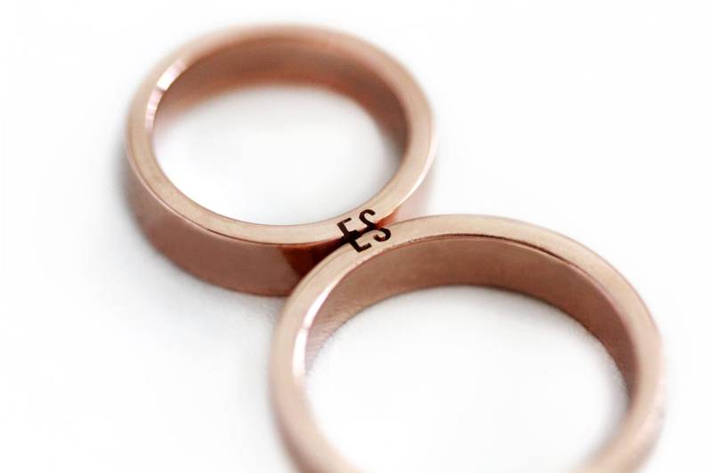 Passende Erste Paarringe 18K Roségold, Einzigartige Herren Ehering Mit Angepassten Und Personalisieren Buchstaben, Roségoldring Breit von CADIjewelry