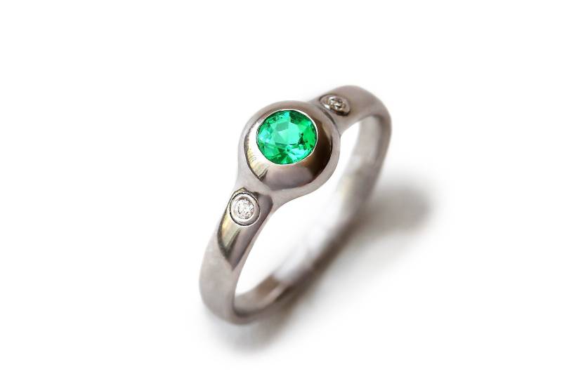 Smaragd Verlobungsring, Alternative Grünen Stein 14K Gold Recycling, Einzigartige Verlobungsringe Für Frauen von CADIjewelry