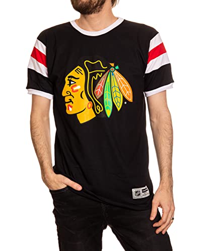Calhoun NHL Surf & Skate Herren T-Shirt mit Schulterstreifen, Varsity Inset Sleeve, Retro-Stil, The Coastal Collection, Chicago Blackhawks, X-Groß von CALHOUN