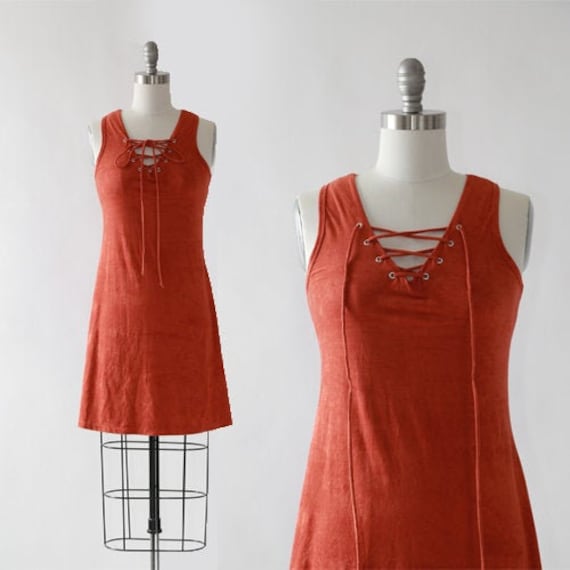 90Er Orange Farbenes Samt Mini Kleid Mit Schnürung | 1990Er Jahre Minikleid von CALIVINTAGEUSA