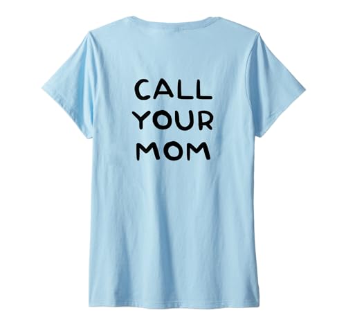 Damen CALL YOUR MOM - Love Mama MAMI #MOMLIFE MOM LIFE - Backprint T-Shirt mit V-Ausschnitt Damen CALL YOUR MOM - Love Mama MAMI #MOMLIFE MOM LIFE - Backprint T-Shirt mit V-Ausschnitt von CALL YOUR MOM X Ruf deine Mutter an - Mama Liebe