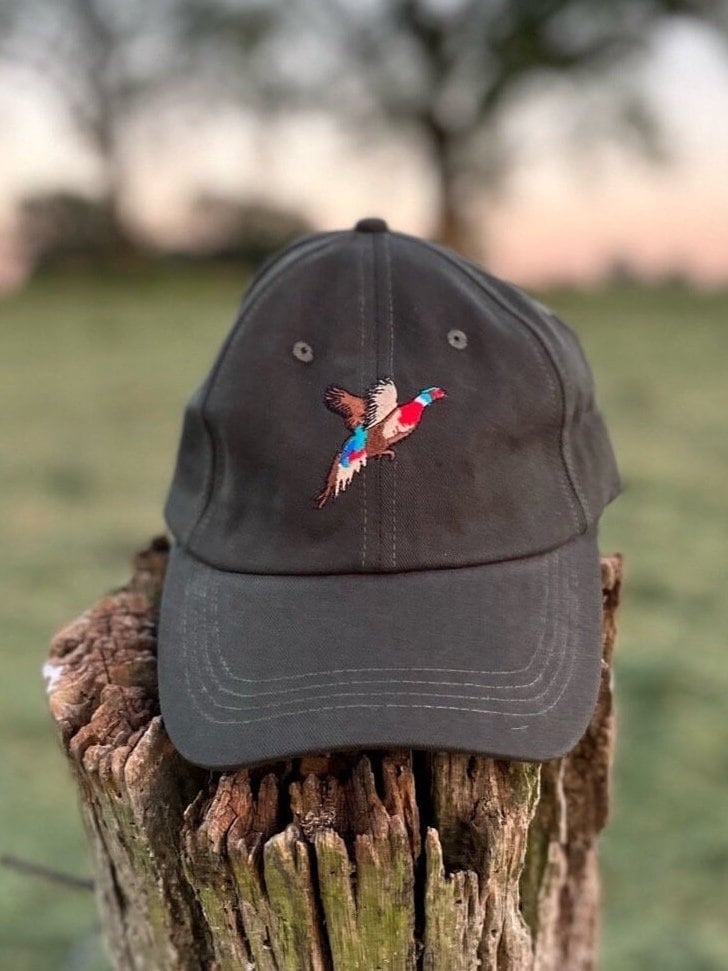 Fasan Cap | Dunkel Grün Unisex Dad Hat Bestickte Kappe von CAPPIUS