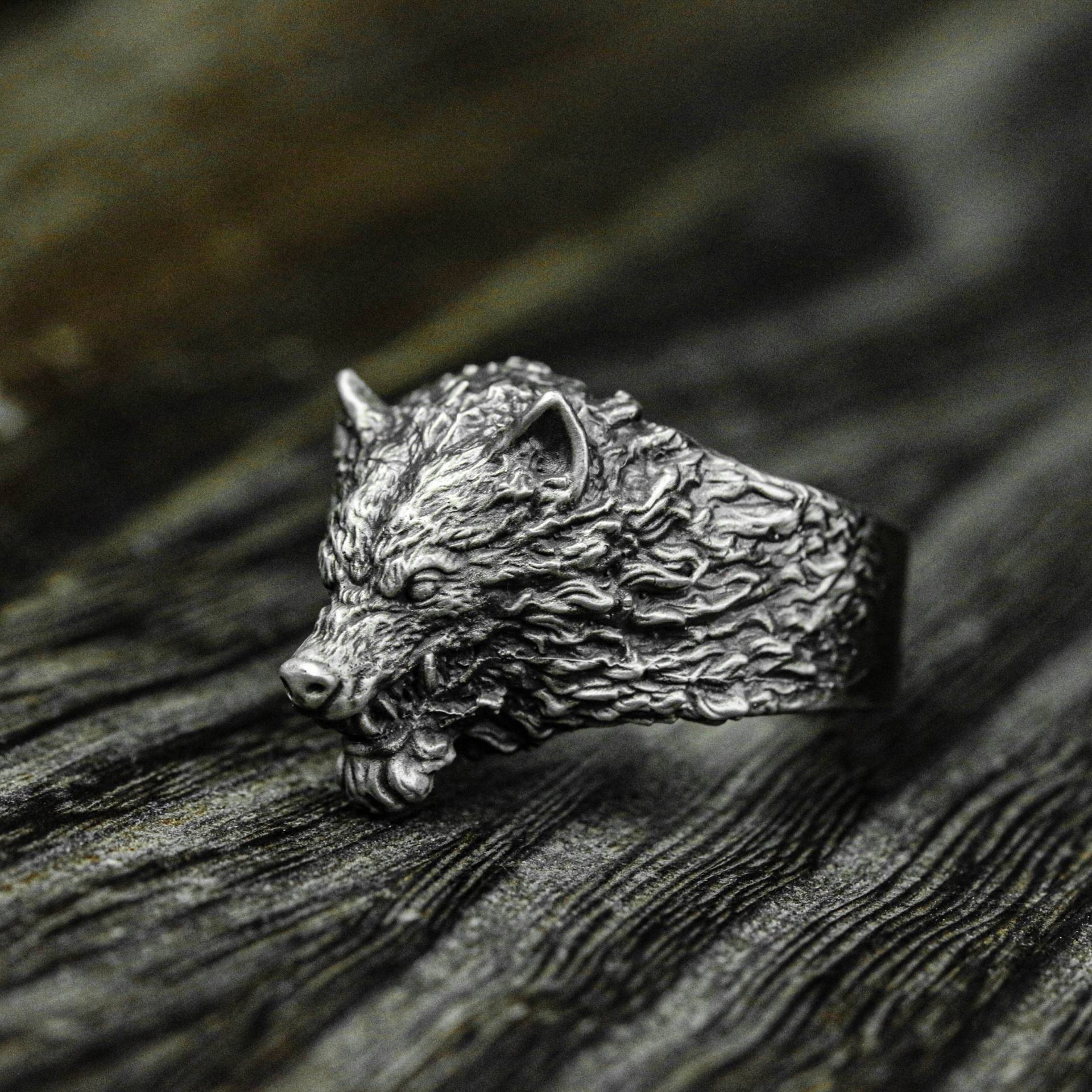 925 Sterling Silber Werwolf Ring Totem, Ring, Tierschmuck, Wolf Ring, Werwolf Schmuck von CARO2CARA